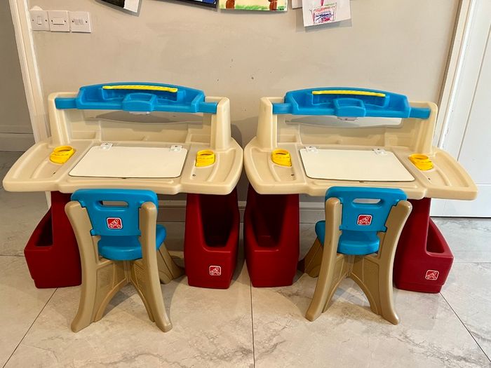 Art activity desk