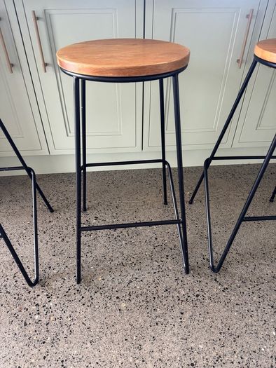 island stools