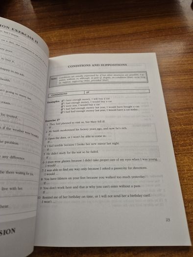 Structural Conversation in English. Tests in English.