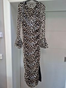 womans dress