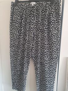 ladies M&S Black and white print trousers