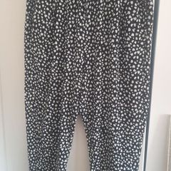 ladies M&S Black and white print trousers