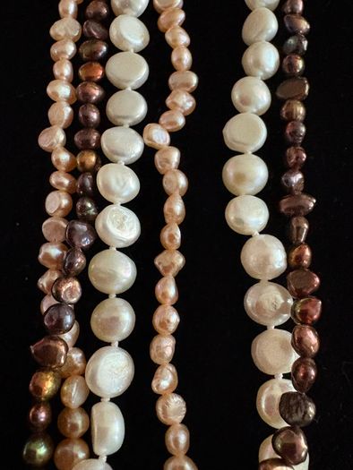 Vintage pearl necklace