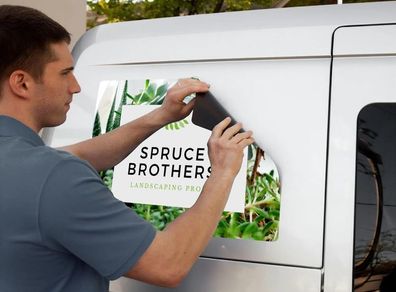 Magnetic car signs for business advertising
