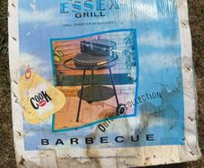 Kettle BBQ & Bag of Charcoals