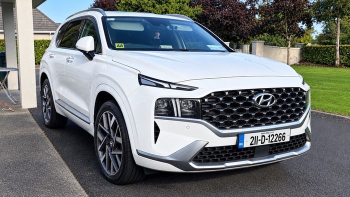Hyundai Santa Fe 7seats 4wd Exec Plus Automatic