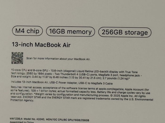 Macbook Air 13-inch 16/256gb (m4 2025) IRISH STOCK Brand New Sealed 1 Year Apple Warranty Midnight /starlight/Sky Blue/Silver Colour Receipt