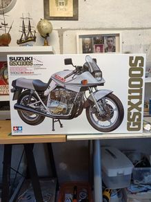Tamiya Suzuki Katana,1/6 scale large kit