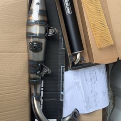 Yasuni r exhaust Peugeot Liegend