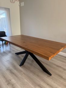 SOLID OAK dining table