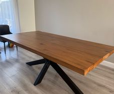 SOLID OAK dining table