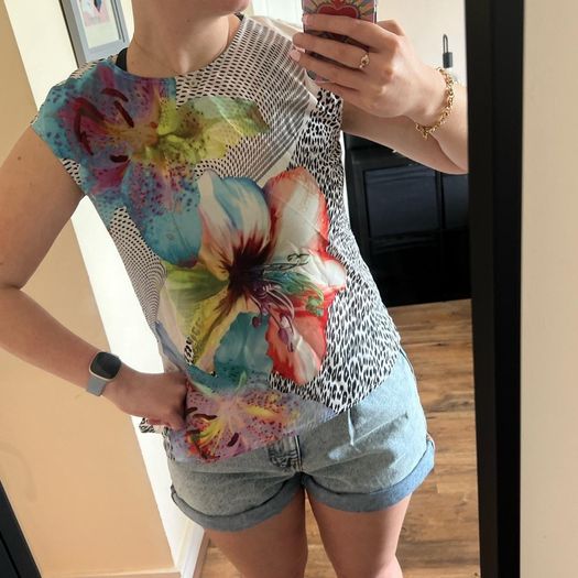 Italian top Uk size 12