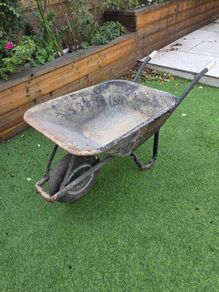 wheelbarrrow