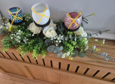 Flower garland candle holder (candle holders not included)