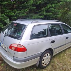 2001 Toyota Avensis