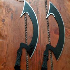 Diana's Crescent Moonglaives League Of Legends Weapon
