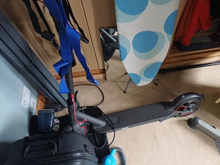Xiaomi Mi Electric Scooter Pro