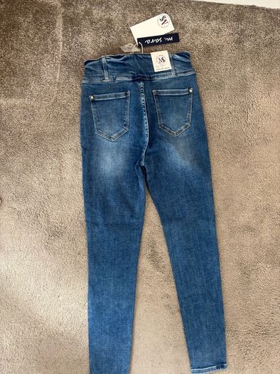 New M Sara high rise skinny jeans size 29