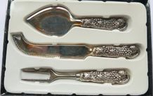 Vintage Silver Plated 3 Piece Hostess Hors D'oeuvres Canapes Cocktail Party Set Grape Motif