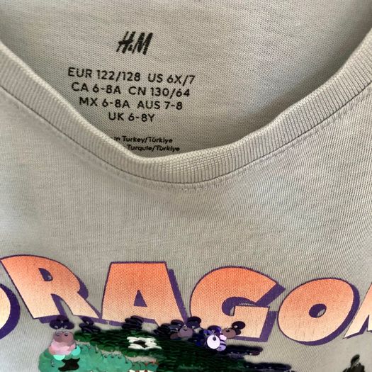 Boys H&M T-shirt size 6/8 years old