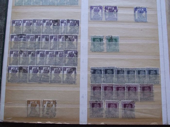 A nice collection of Stamps from India, presented in the stock book