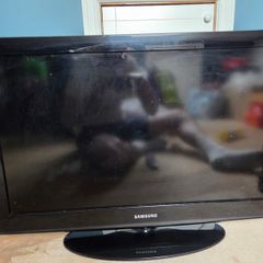 Samsung 32 inch TV