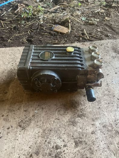 Interpump washer