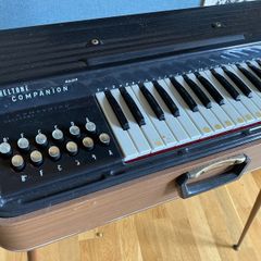 Electric vintage Sheltone organ