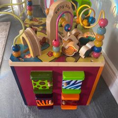 Zany zoo