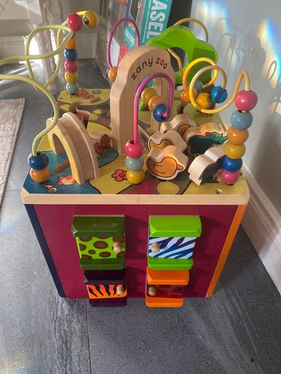 Zany zoo