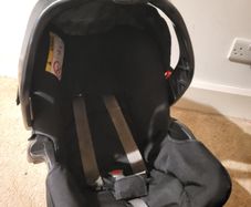 Graco baby car seat