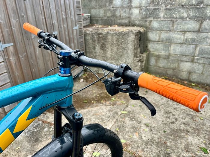Trek Roscoe 7 2024 - Like New - Hardtail 29er Mountain Bike