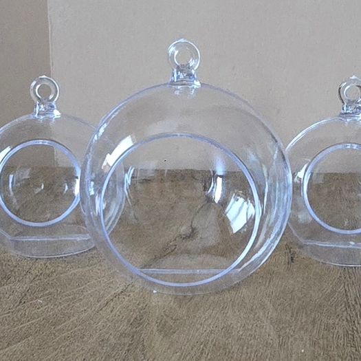 Trio of hanging tea light holders