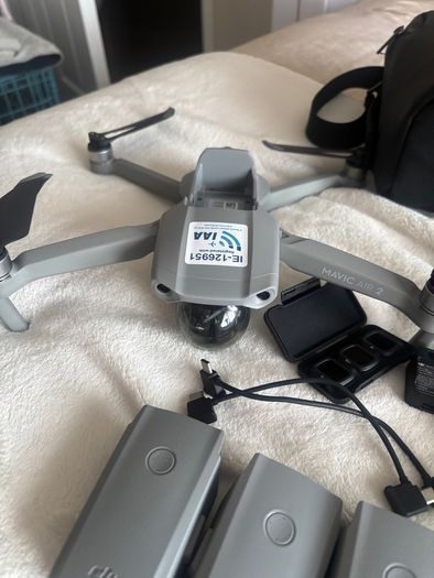 DJI Mavic Air 2 Fly More Combo, Excellent Condition Barely Used