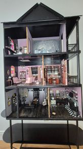 art house , doll house, miniature