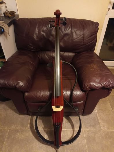 Cello Yamaha