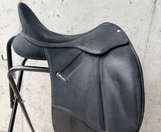 Wintec Isabell Werth Dressage Saddle