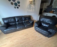 Black Leather Sofa & Recliner