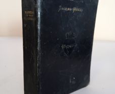 The Manual of the Sacred Heart: A Select Volume of Prayer for Daily Use Compiled and Translated from Approved Sources (HQ849)