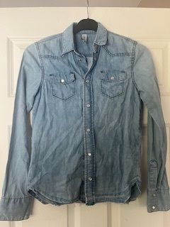 Large bundle of girls clothes