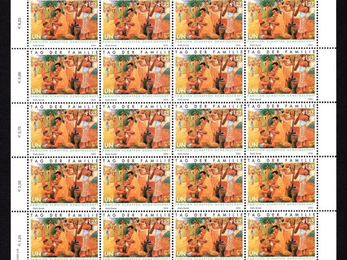 2006 United Nations Vienna International Day of Families Commemorative Stamps Mint Never Hinged (MNH)