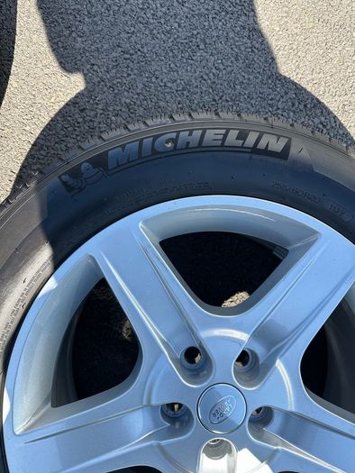 Land Rover Defender 20" Genuine Alloy wheels