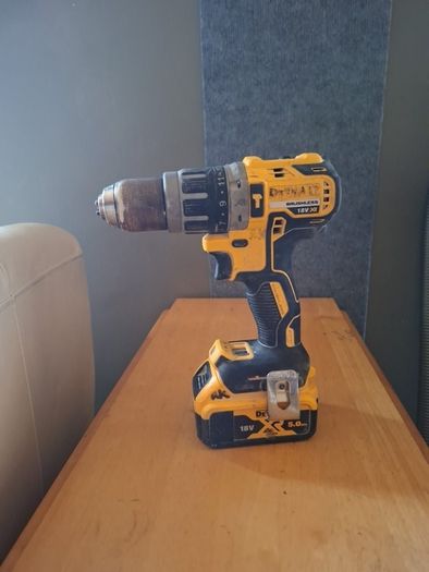 Dewalt 2 speed Combi Drill Including Battery