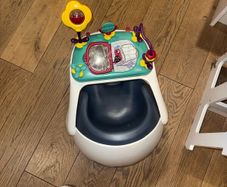Mamas and Papas Baby Snug Floor Seat
