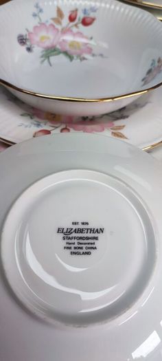 Dinner Set Elizabethan Hand Decorated Fine Bone China England
