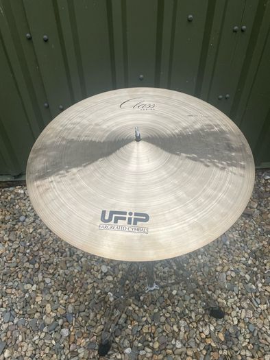 UFIP Classic Series 20" Medium Ride Cymbal