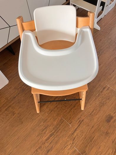 stokke high chair.