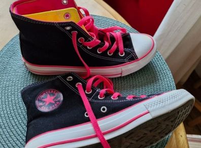 Converse High Tops - New