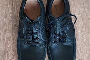 Clarks Gortex size 8 black shoes