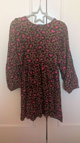 Girl's dress